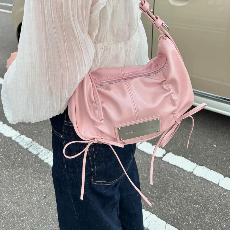 (3 COLORS)MATIN KIM-HALF SHIRRING RIBBON ROUND BAG(PRE-ORDER) - Image 2