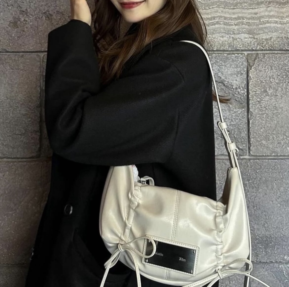 (3 COLORS)MATIN KIM-HALF SHIRRING RIBBON ROUND BAG(PRE-ORDER) - Image 5